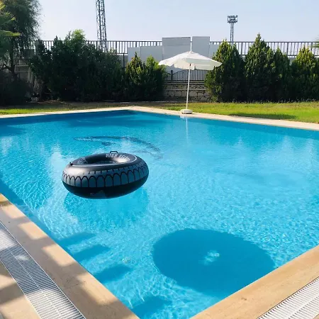 Fun&sun River With Amazing Landscape 5+1 Villa