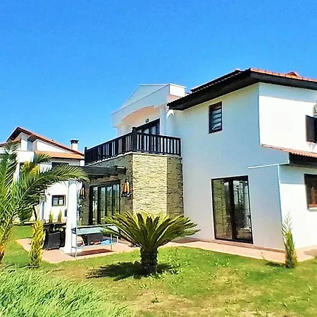 Villa Fun&sun River With Amazing Landscape 5+1 *